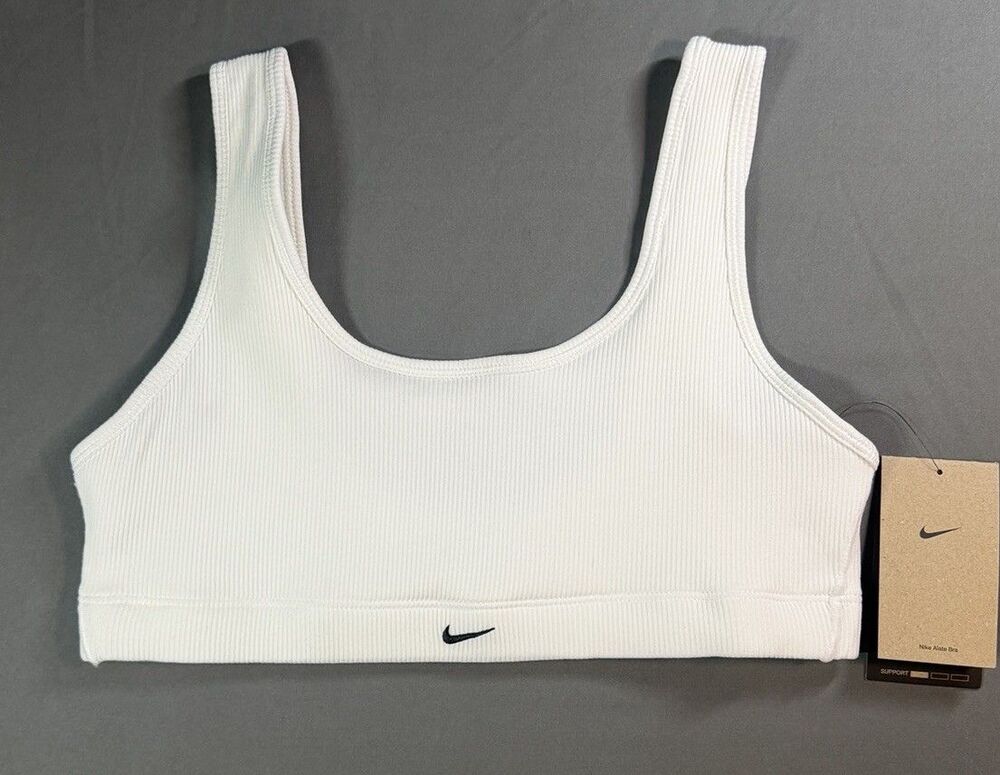 Nike Women's Alate All U Light Support Lightly Lined Ribbed Sports Bra White S-M